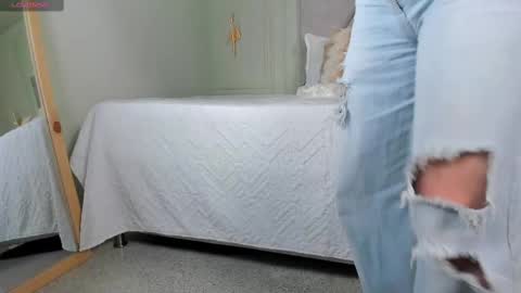 kimberley cruz online show from October 16, 12:08 pm