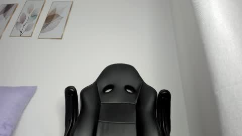 _molly_rosse_ online show from May 20, 12:02 pm