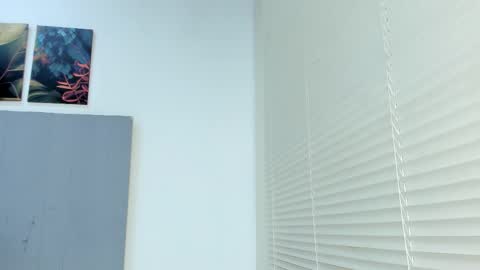 Snapshot of _molly_rosse_ chatting on October 14, 12:30 pm _molly_rosse_ online show from October 14, 12:30 pm