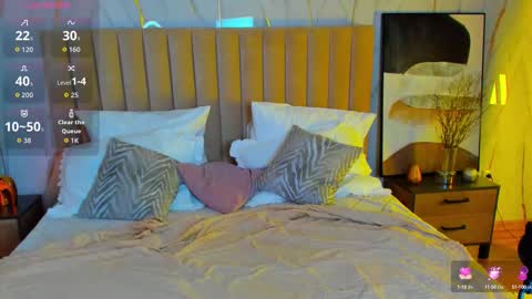 Lisa online show from September 18, 1:26 am