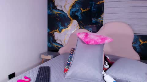Luna online show from May 1, 3:10 am