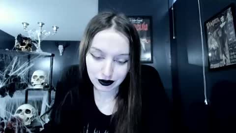 _naamah online show from December 3, 9:12 pm