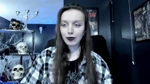 _naamah online show from December 18, 10:02 pm