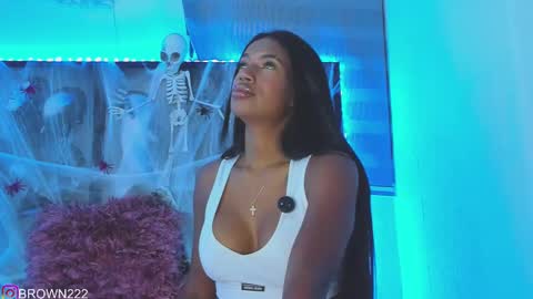 Snapshot of _naomibrown_ chatting on October 13, 1:19 am naomi brown online show from October 13, 1:19 am