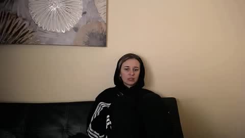 Nica online show from February 5, 5:05 pm