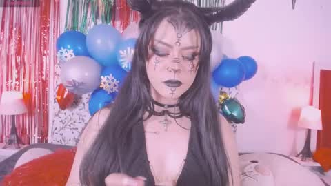 niiky online show from December 23, 12:30 pm