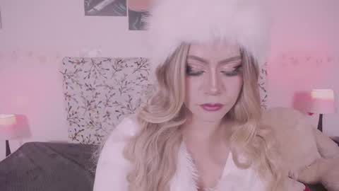 niiky online show from February 18, 11:55 am