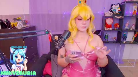 niiky online show from January 12, 6:46 pm