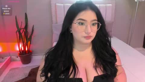   online show from November 19, 12:16 pm