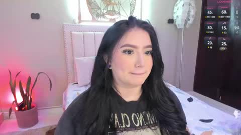   online show from September 18, 12:15 pm