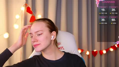 im Amy online show from February 7, 6:35 am