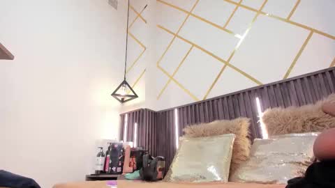 rebecca online show from January 9, 4:00 pm