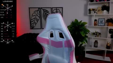 Rein online show from February 18, 6:04 am