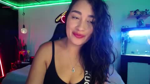  SantaLove  online show from January 19, 8:09 pm