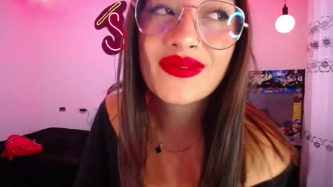  SantaLove  online show from February 20, 9:20 pm