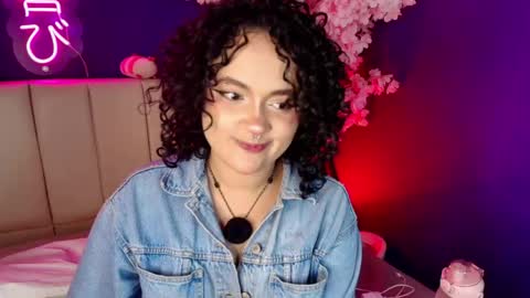 Sara online show from May 31, 5:02 am