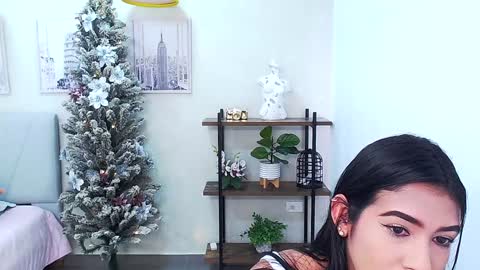 Sassy Girl online show from December 9, 6:03 pm