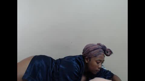 _sexylipss online show from January 9, 12:20 pm