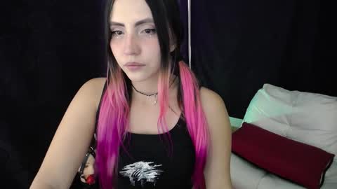 Sofia online show from February 16, 8:09 pm