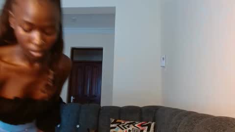Snapshot of _sweejewel chatting on September 17, 8:12 am _sweejewel online show from September 17, 8:12 am