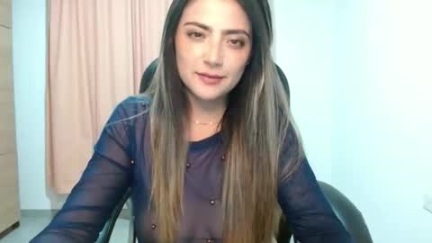 Snapshot of _sweet_rachel chatting on January 23, 12:35 am Rachel online show from January 23, 12:35 am