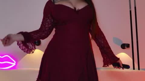 _tessa_may_ online show from November 10, 12:50 am