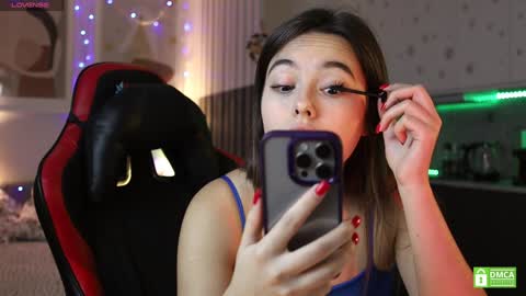 Kristina online show from December 22, 1:22 pm