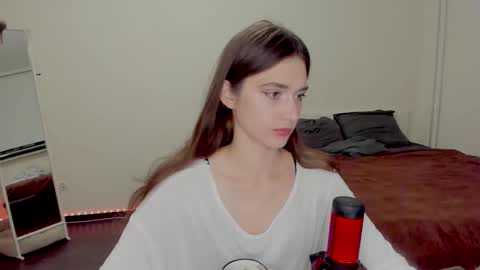 Snapshot of _wilson__ chatting on October 20, 1:58 pm Willa online show from October 20, 1:58 pm