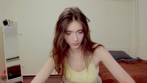 Snapshot of _wilson__ chatting on September 24, 1:43 pm Willa online show from September 24, 1:43 pm