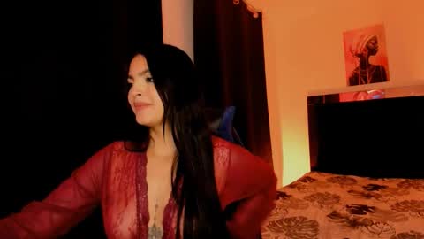 xiimena online show from January 6, 2:15 am