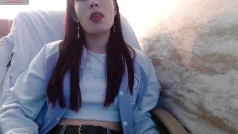 Yuyi online show from June 2, 2:12 am