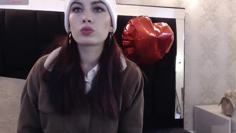 Yuyi online show from February 16, 11:16 am