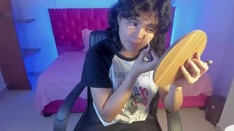 abby_latui online show from December 21, 9:24 am