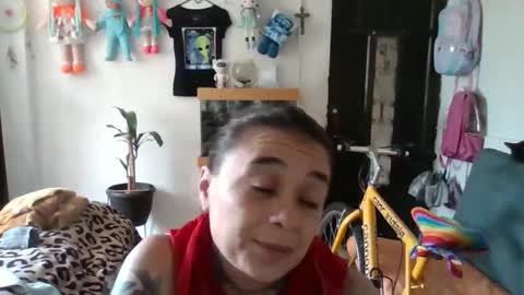 Abby online show from May 5, 7:28 pm