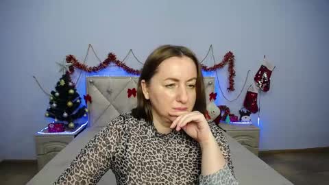 abbytaylorr online show from December 27, 5:37 pm