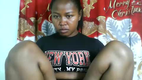 abella677022 online show from May 26, 1:43 pm