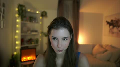 Snapshot of abella_danger_x chatting on December 27, 9:50 am abella_danger_x online show from December 27, 9:50 am