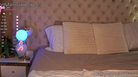 Snapshot of abie_owen chatting on October 4, 11:31 pm abie_owen online show from October 4, 11:31 pm
