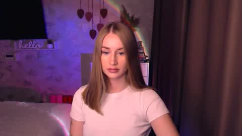 Anna online show from November 20, 6:31 pm