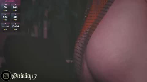 Snapshot of abril__colen chatting on February 21, 3:34 am April online show from February 21, 3:34 am