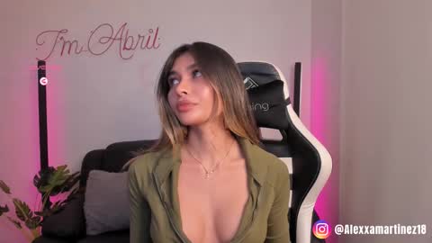 Snapshot of abril_w18 chatting on March 1, 2:48 am My name is Alexa. Please say hello I like to chat with you. If you have requests please use tip online show from March 1, 2:48 am