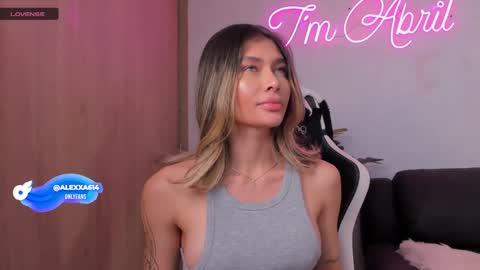 Snapshot of abril_w18 chatting on December 5, 2:31 am My name is Alexa. Please say hello I like to chat with you. If you have requests please use tip online show from December 5, 2:31 am