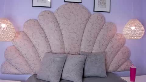 Snapshot of aby_lee_ chatting on September 10, 11:43 am Aby online show from September 10, 11:43 am