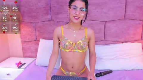 Snapshot of aby_lee_ chatting on January 11, 9:36 pm Aby online show from January 11, 9:36 pm