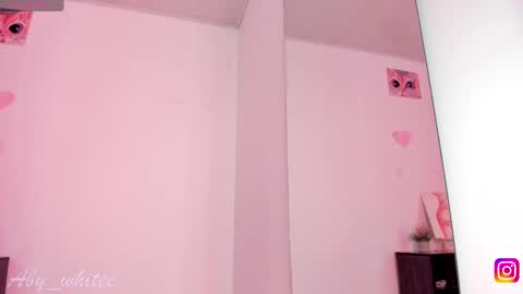 Snapshot of aby_whitee chatting on September 17, 12:58 pm Aby online show from September 17, 12:58 pm