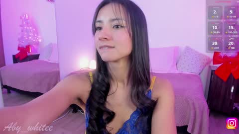 Snapshot of aby_whitee chatting on January 20, 1:18 am Aby online show from January 20, 1:18 am
