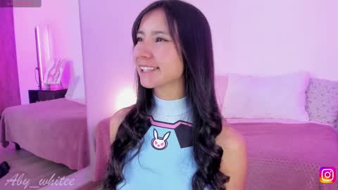 Snapshot of aby_whitee chatting on February 9, 6:11 am Aby online show from February 9, 6:11 am
