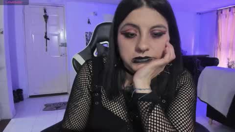 Alice online show from September 18, 4:27 pm