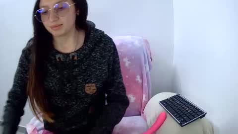 Ada online show from February 18, 1:27 am