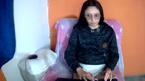Ada online show from May 28, 10:51 pm